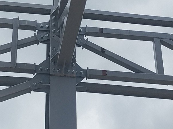 Steel node that connects steel elements such as beam, column
